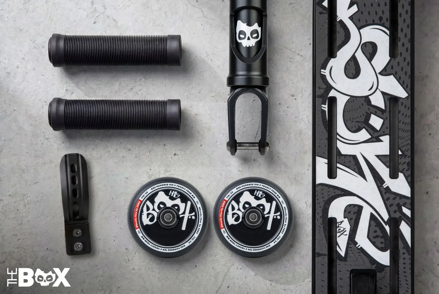 Termékkép 14: SOKE BOX fekete freestyle roller