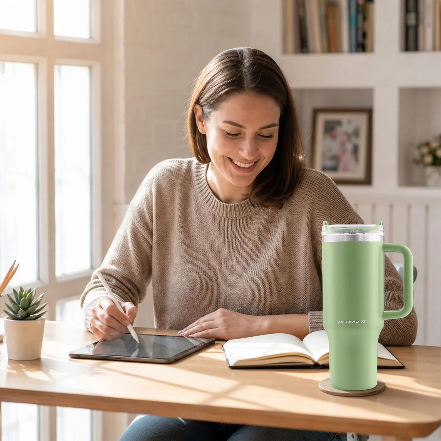 Termékkép 2: Vákuumos termoszpohár szívószállal, 1180 ml, Berdsen, zöld