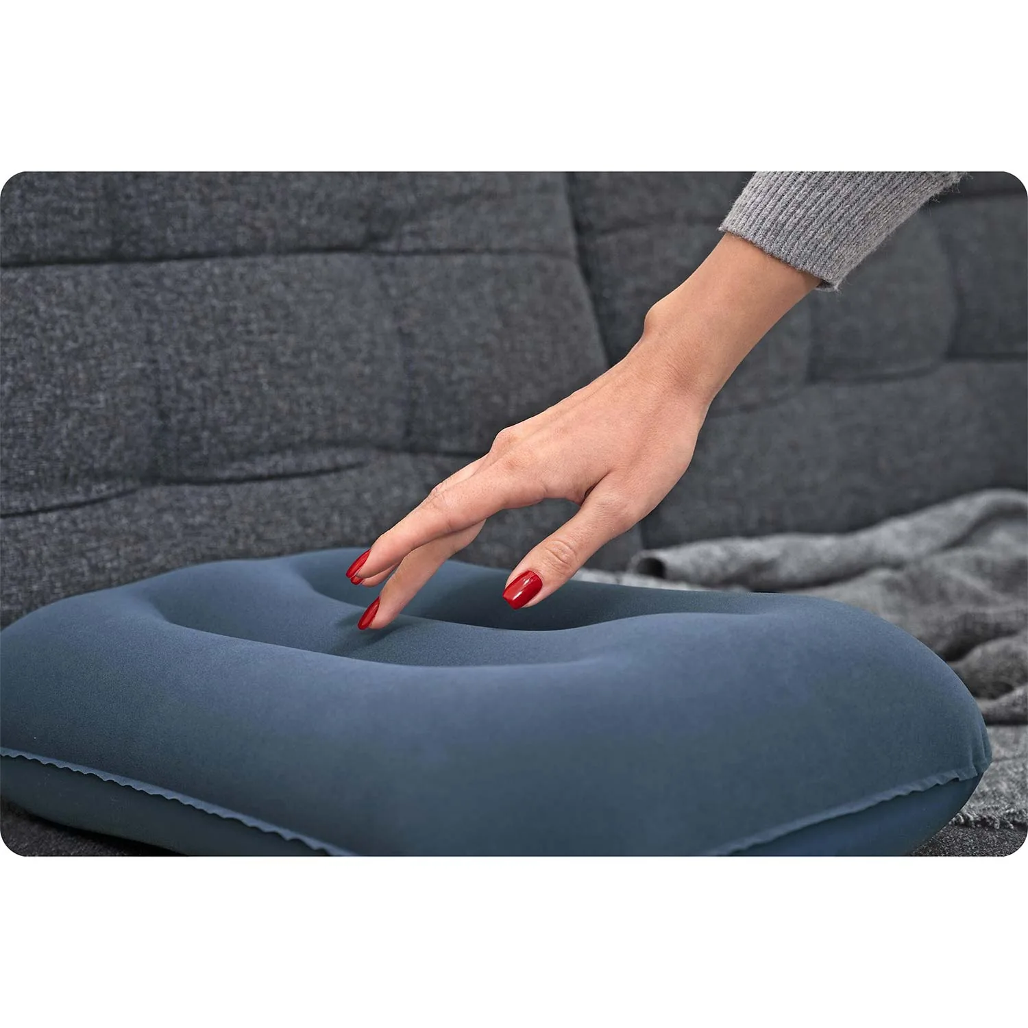 Termékkép 11: Felfújható velúr párna 42 x 26 cm Bestway 67121