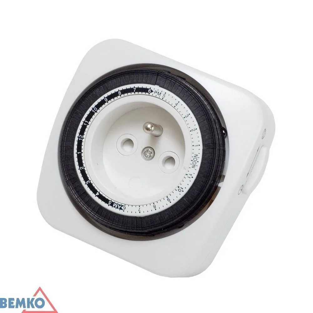 Bemko mechanické spínací hodiny do zásuvky 24 h 16A IP20 BM-B60-TSMF20