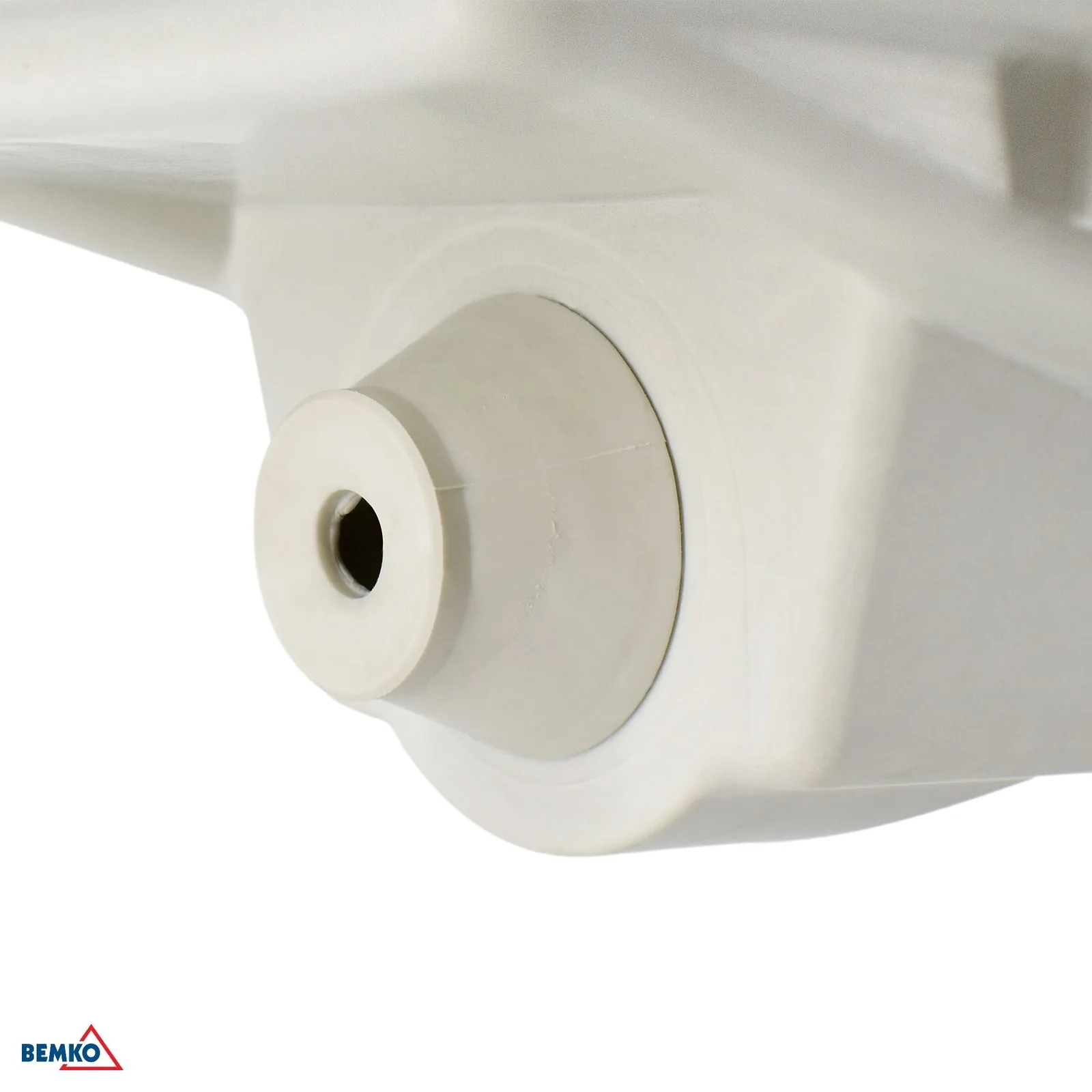 Luxmena industrijska LED svjetiljka IP66 120 cm 50W 4000K 8250 lm BM-C17-HLC3-120A-50B-840B-1B