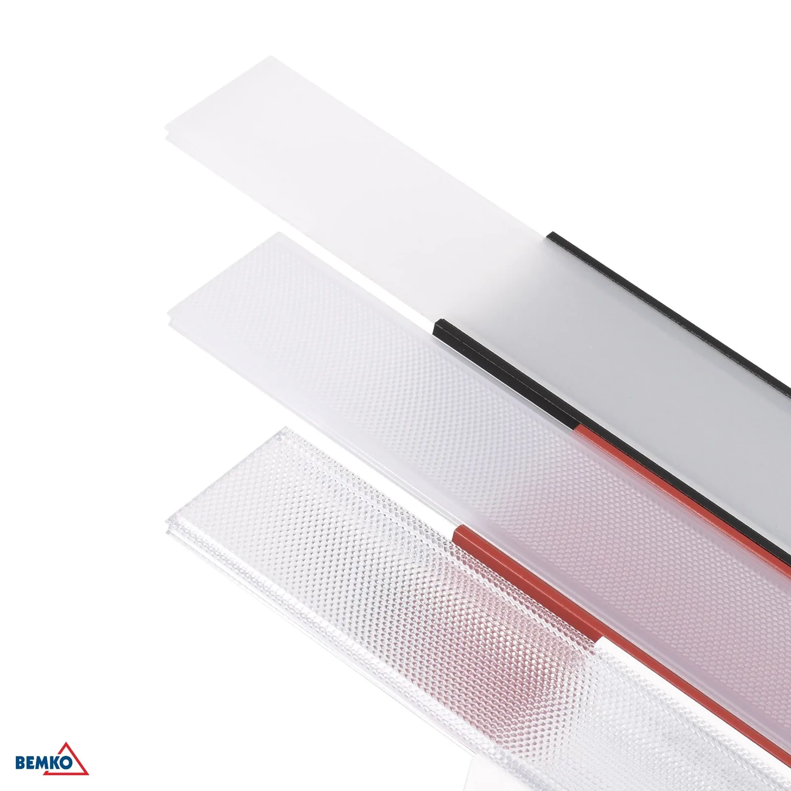Luxmena LED linearna svetilka 112 cm 30 W 4000 K srebrna BM-C27-QLS-112A-30B-840B-9006A-1A
