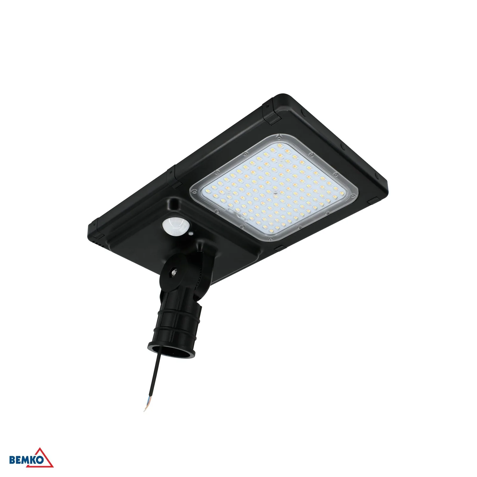 Luxmena LED cestna svetilka 40W 6600 lm s PIR senzorjem IP65 BM-C83-SOH-040-CCT-PIR