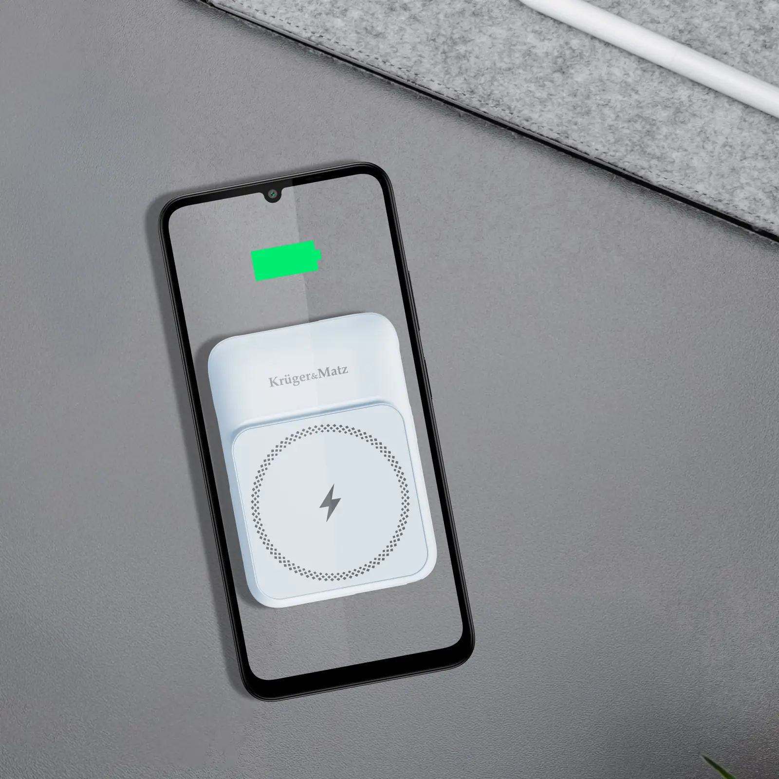 Magnetická powerbanka s bezdrôtovým nabíjaním 10000 mAh Krüger&Matz čierna L-KM0913-B detail 5