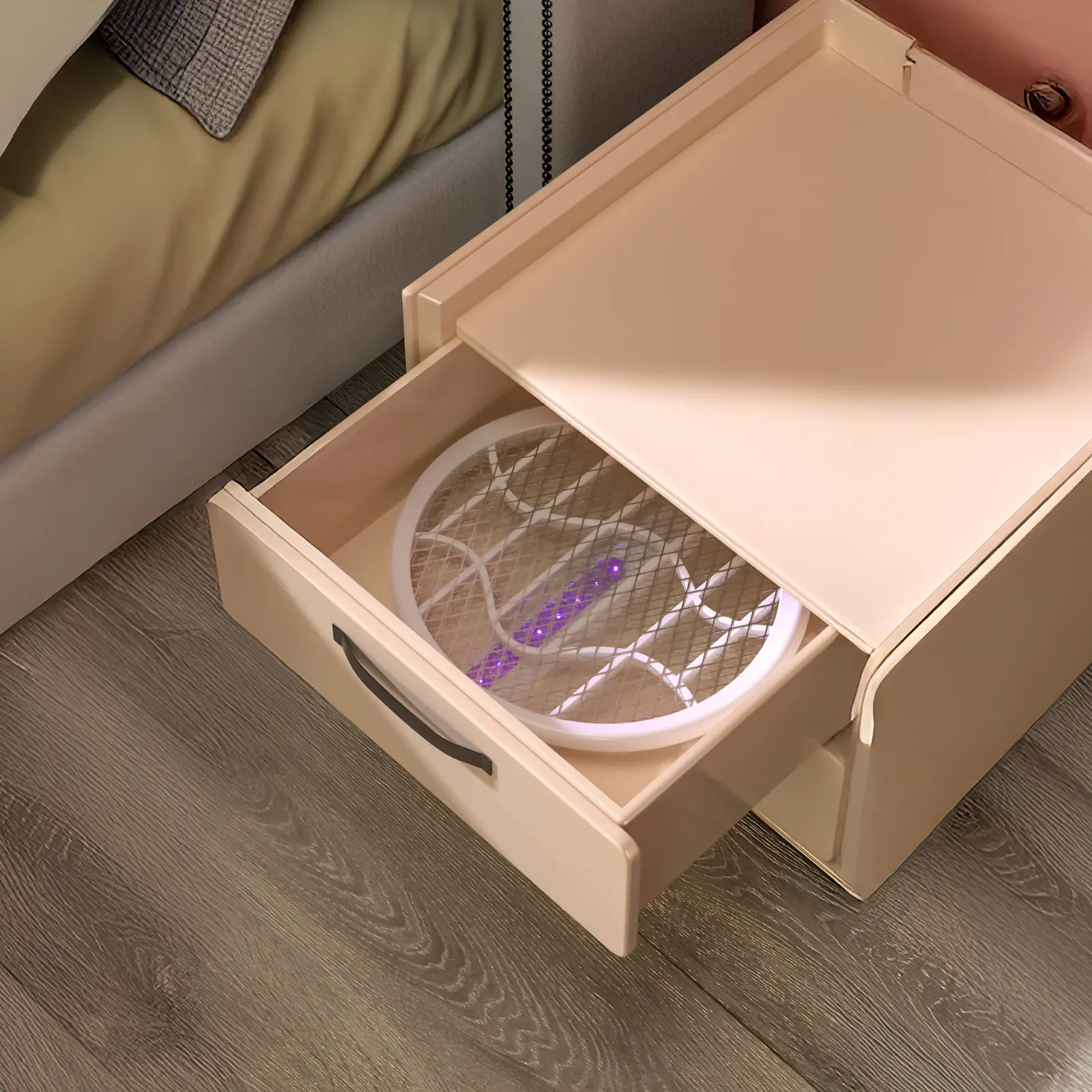 Elektrická plácačka na hmyz 3v1 s UV lampou Teesa L-TSA0215 detail 5
