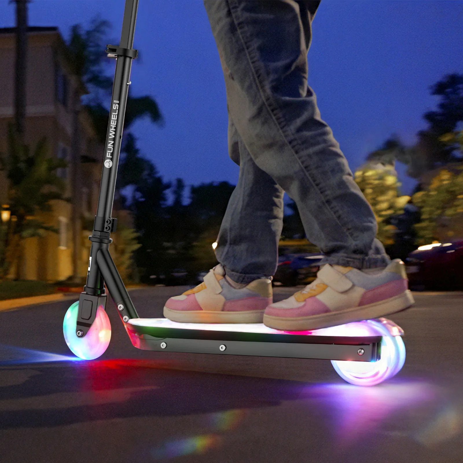 Detská elektrická kolobežka Rebel Fun Wheels Light čierna L-ZAB0033 detail 5